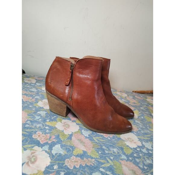 Frye Women's Ankle Boots Size 8.5M Cognac "Judith" Soft Leather Double Zip EUC - Picture 3 of 15